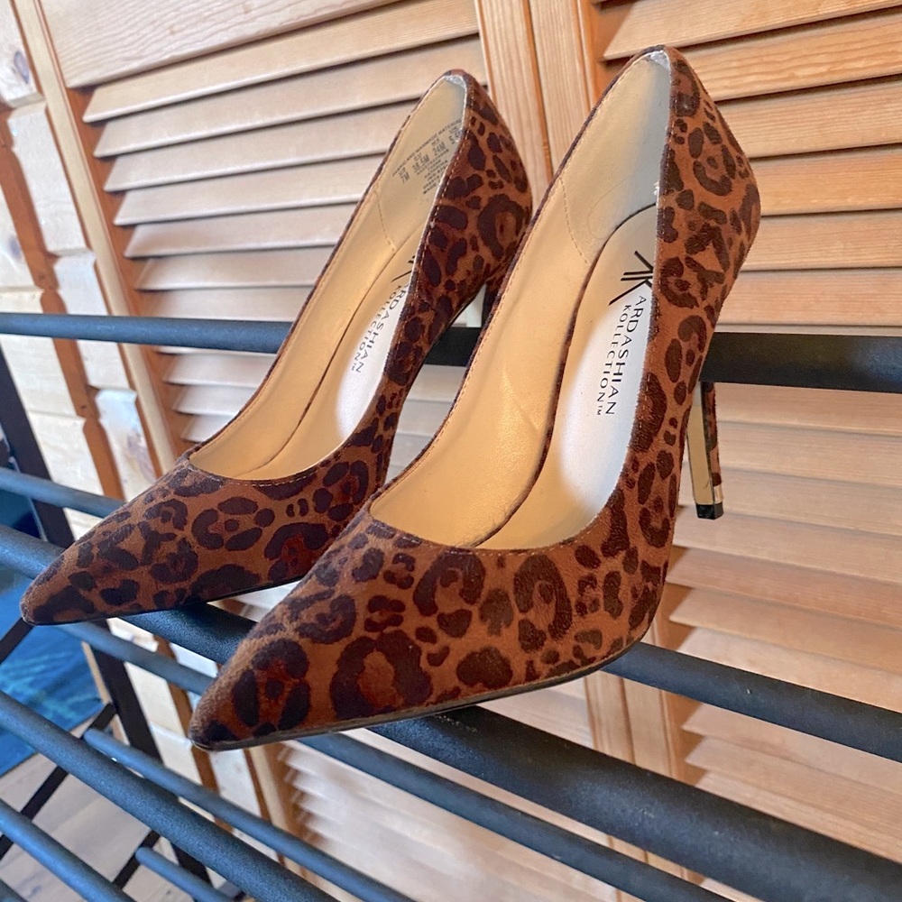 Leopard print Kim Kardashian classic high heels